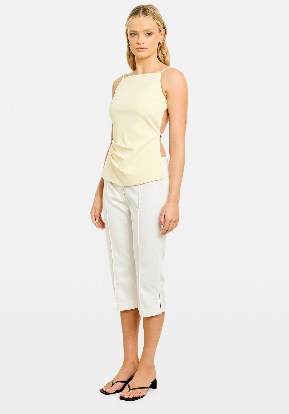 Pre-Order | AISHA CREPE TOP BUTTER