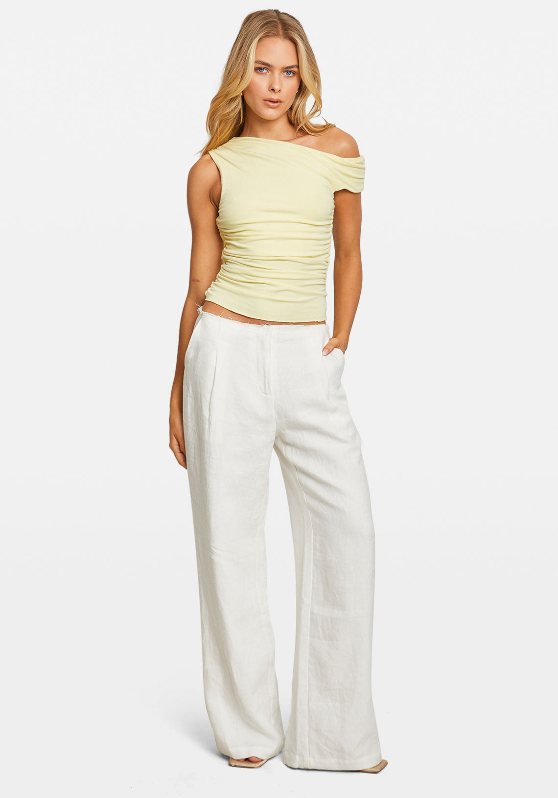 ASYMMETRIC TOP LEMON